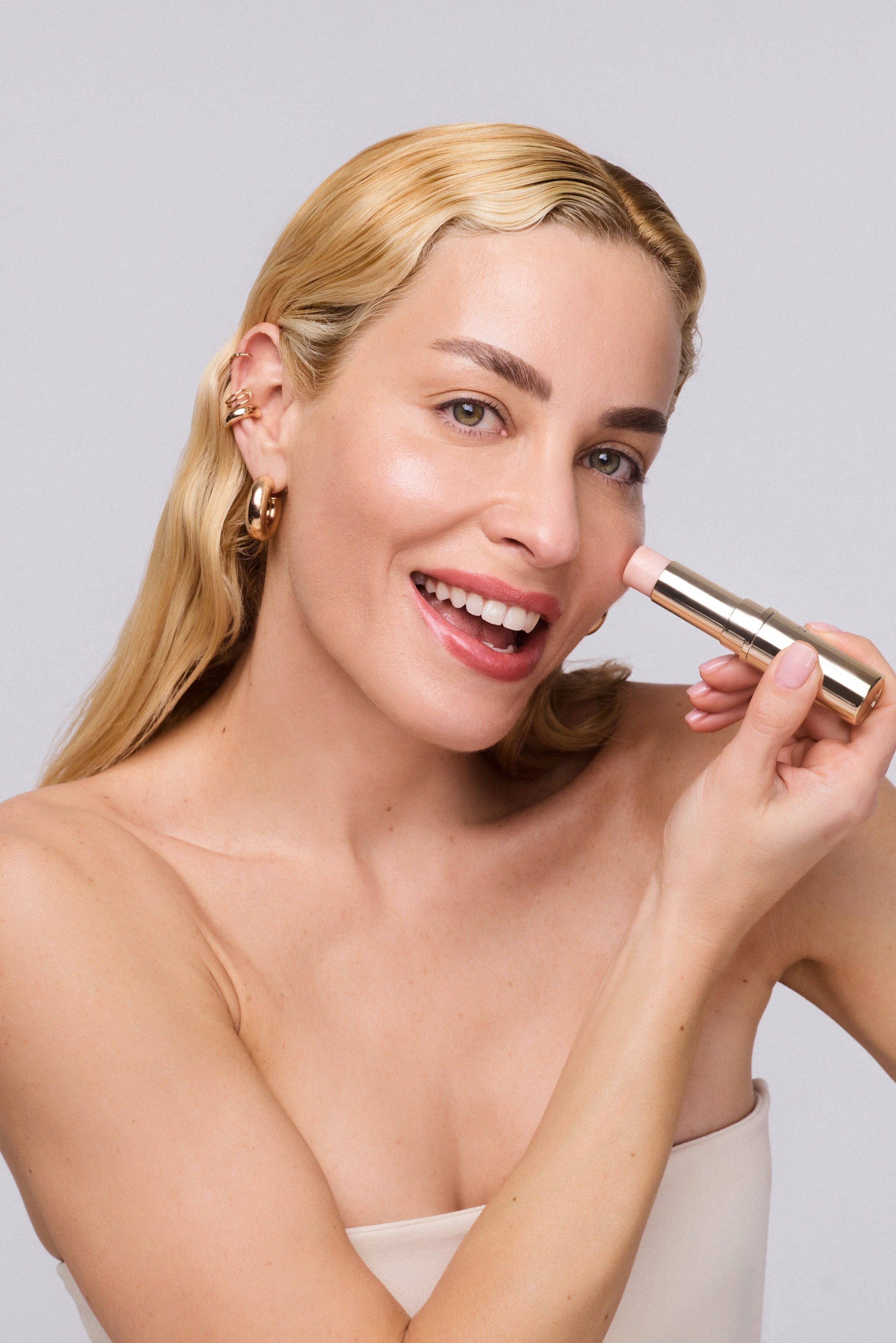 Iconic Multi-Use Highlighter Stick