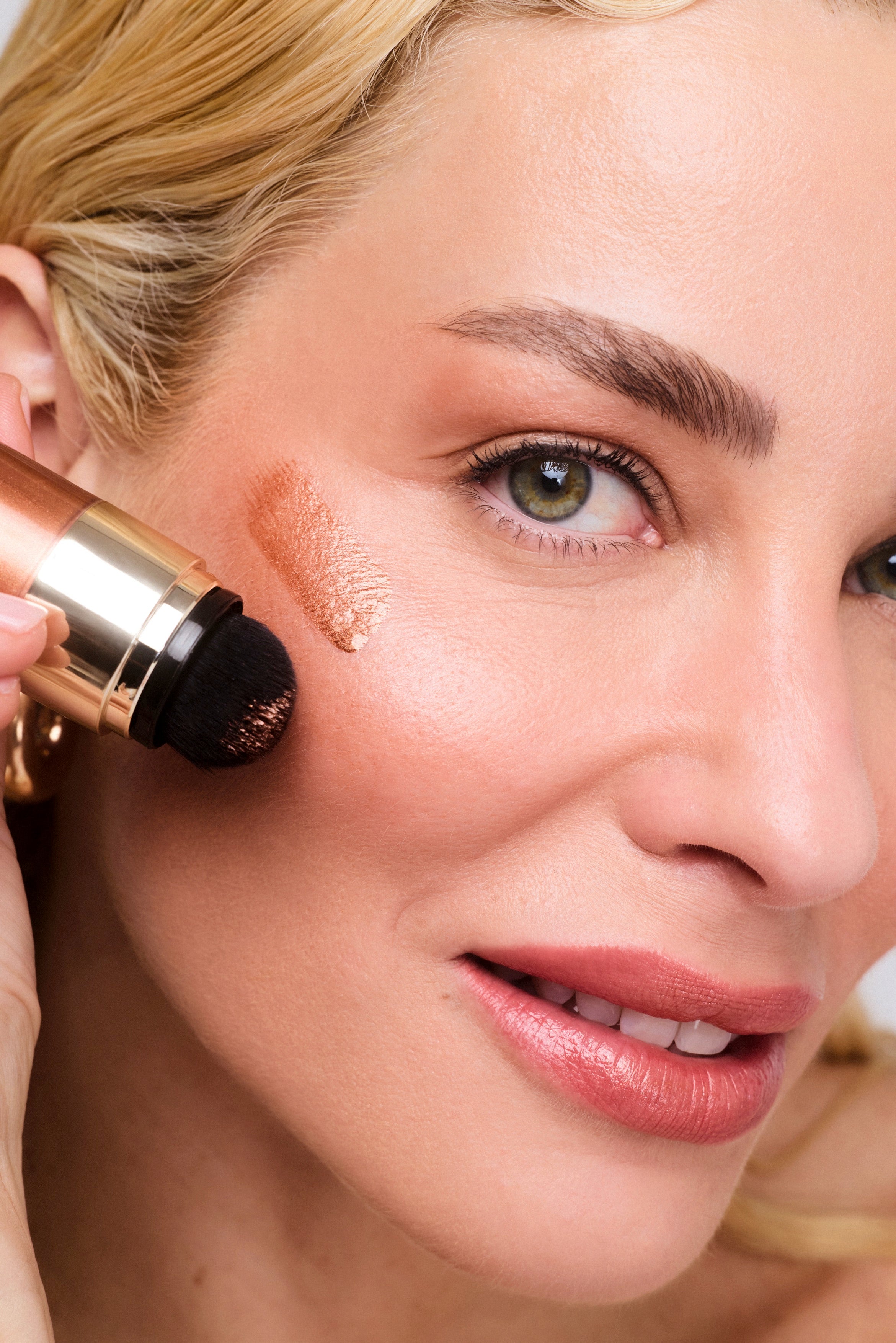 Glimmer Highlighter Beauty Illuminator No:3 - Bronze Stardust